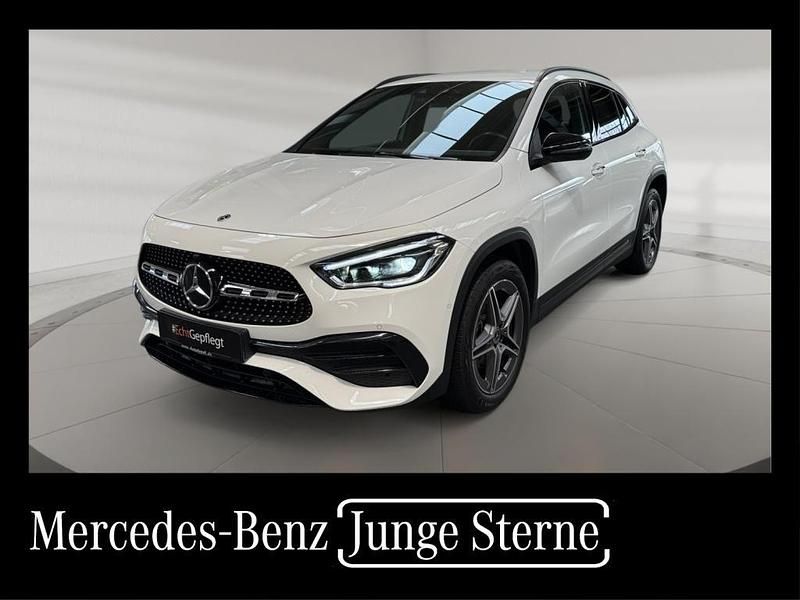 Weiß Gebraucht 2022 Mercedes GLA250 AMG SUV | 31.949 € (Superpreis) - Bild 1/4