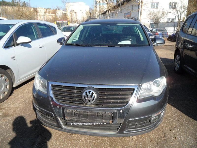 Usata VW Passat Comfortline 140 CV (102 kW) 2010 Grigio Station wagon