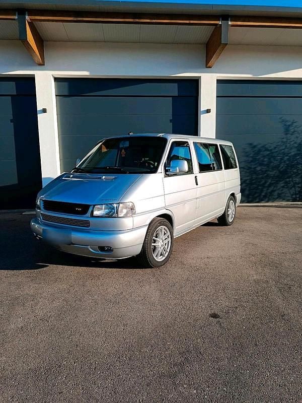 Second-hand VW T4 151 CP (111 kW) 2003 Argintiu Van