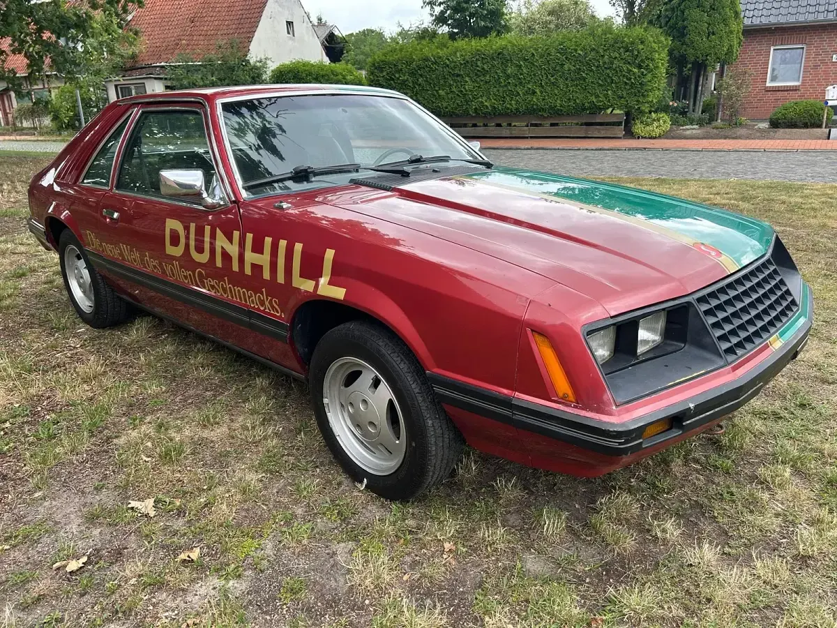 Gebraucht Ford Mustang 90 PS (66 kW) 1981 Rot Coupé