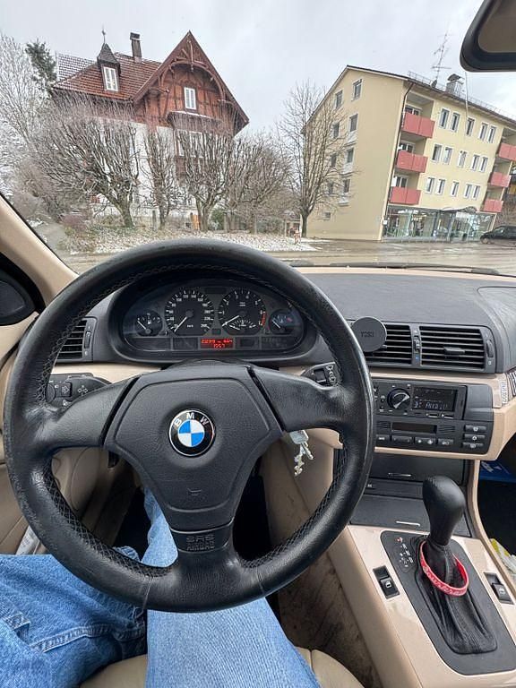Gebraucht BMW 320 150 PS (110 kW) 1999 Grün Limousine