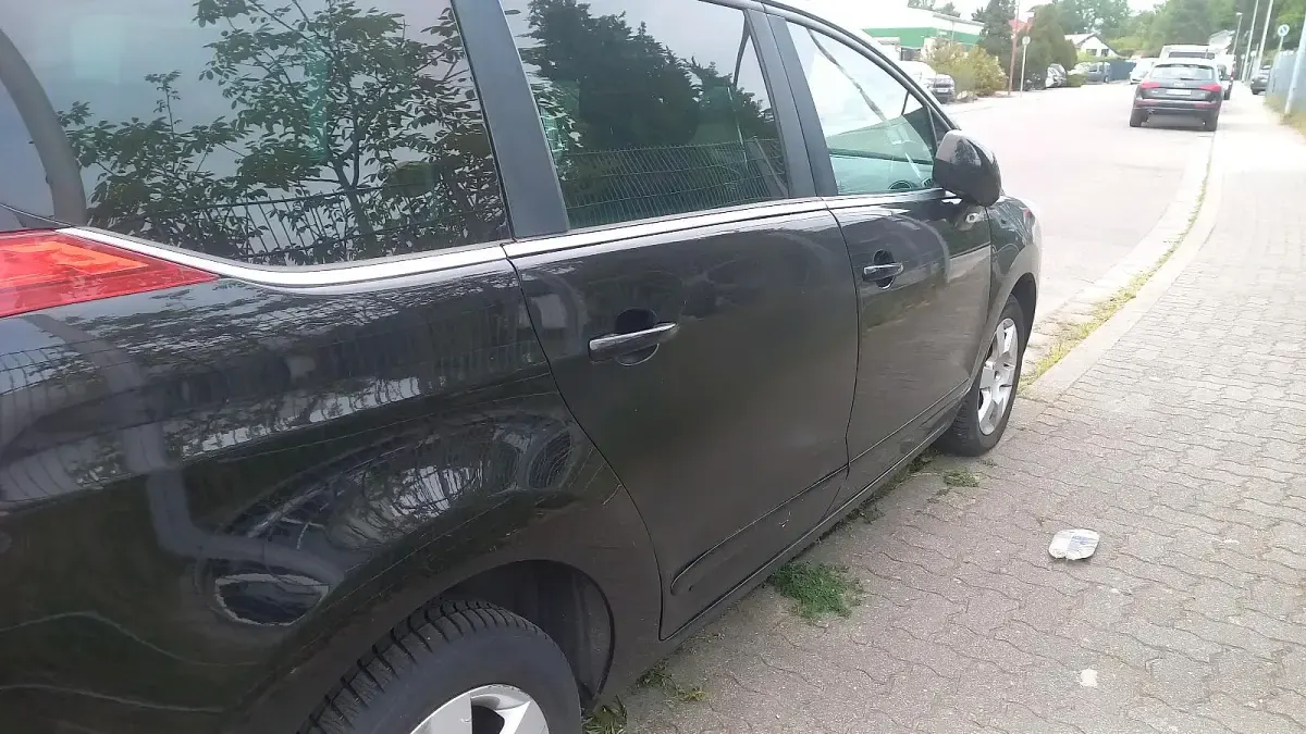 Gebraucht Peugeot 5008 156 PS (114 kW) 2011 Schwarz Van / Kleinbus