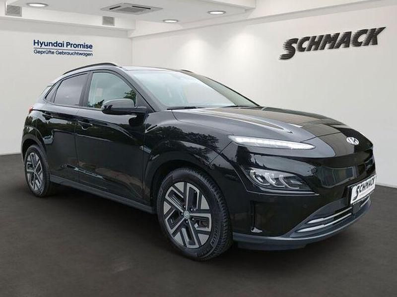 Gebraucht Hyundai Kona Advantage 100 kW (136 PS) 2023 Schwarz SUV