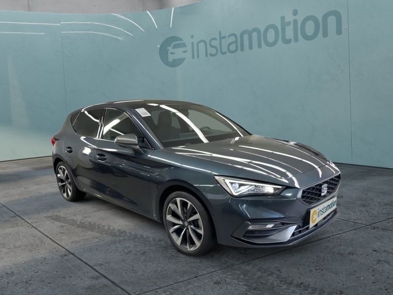 Grau Gebraucht 2022 Seat Leon Beats Limousine | 28.100 € (Fairer Preis) - Bild 1/4