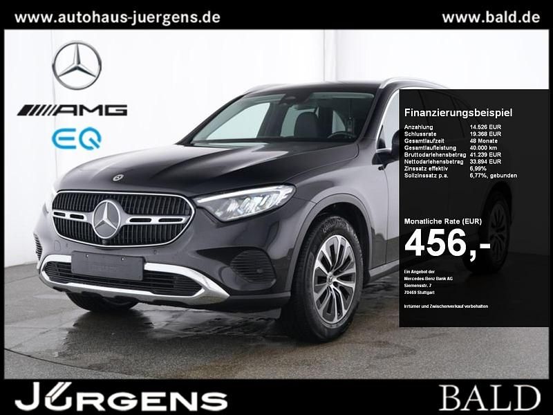 Obsidianschwarz metallic Gebraucht 2024 Mercedes GLC200 Avantgarde SUV | 48.390 € (Guter Preis) - Bild 1/4