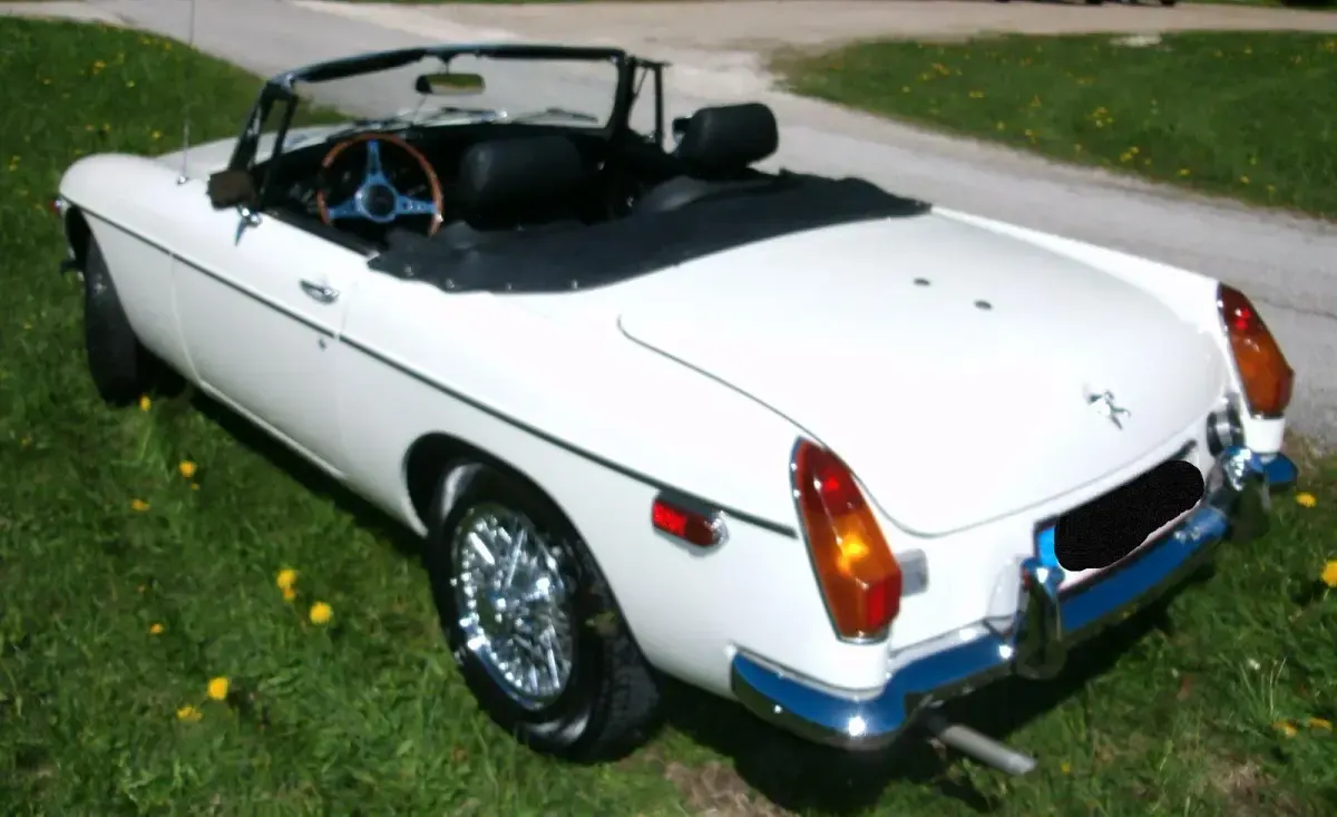 Usata MG B 95 CV (69 kW) 1979 Bianco Cabrio