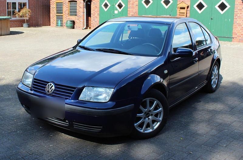 Blau Gebraucht 1999 VW Bora Limousine | 950 € (Guter Preis) - Bild 1/4