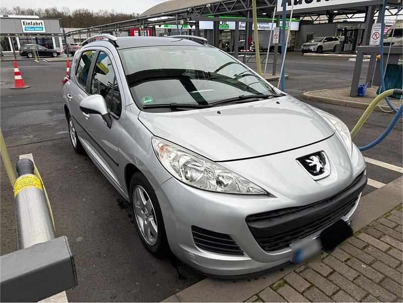 Gebraucht Peugeot 207 95 PS (69 kW) 2009 Silber Kombi