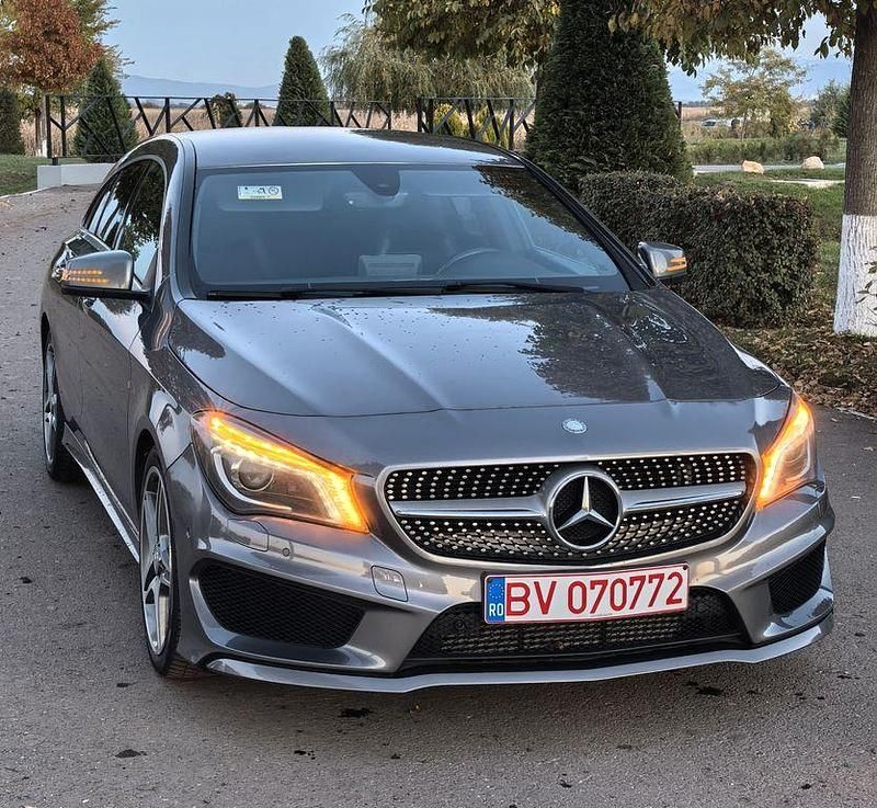 Grau Gebraucht 2016 Mercedes CLA200 Shooting Brake Kombi | 12.700 € (Teuer) - Bild 1/4