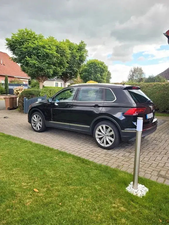 Gebraucht VW Tiguan Highline 150 PS (110 kW) 2016 Schwarz SUV