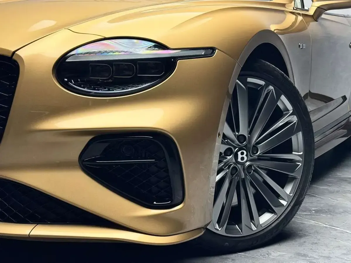 Brugt Bentley Continental 782 HK (575 kW) 2025 Guld Cabriolet