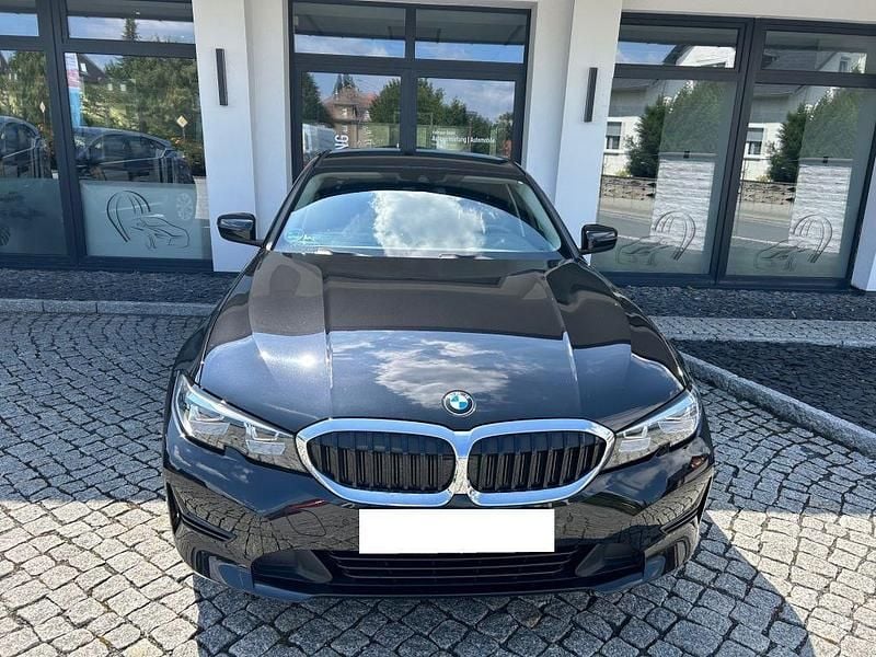 Gebraucht BMW 320 Advantage 184 PS (135 kW) 2022 Schwarz Limousine