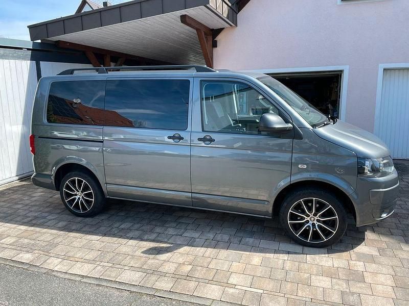 Second-hand VW T5 140 CP (102 kW) 2011 Gri Van