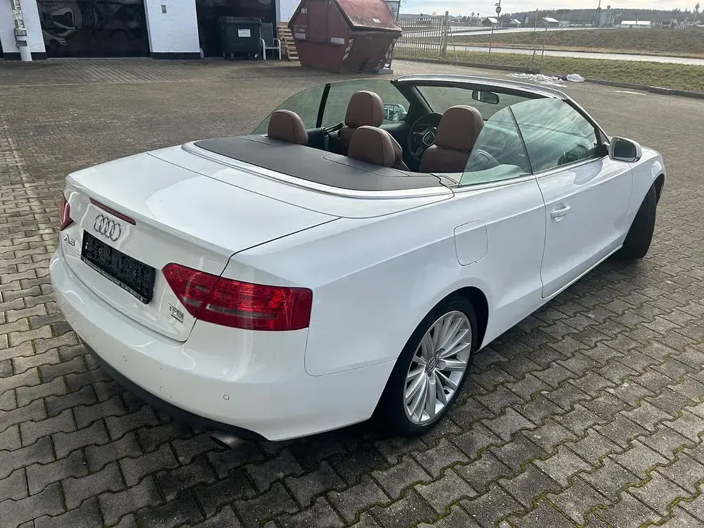 Gebraucht Audi A5 Cabriolet Sport 211 PS (155 kW) 2011 Weiß Cabrio