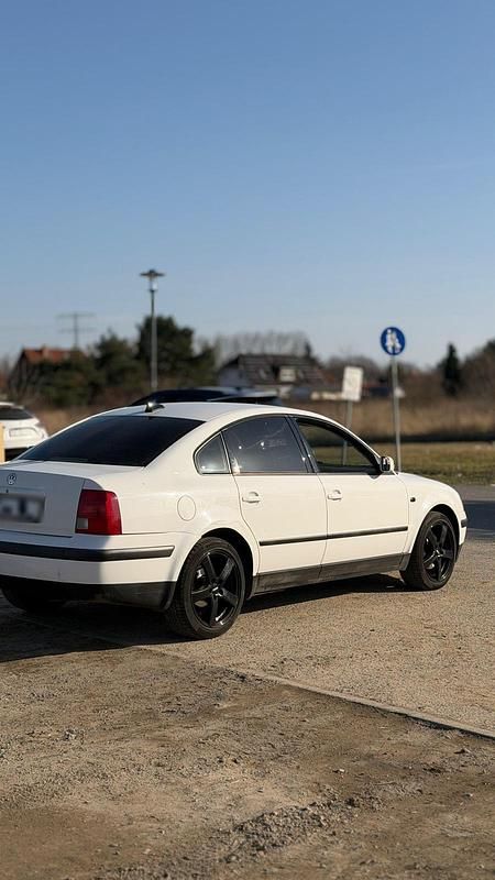 Gebraucht VW Passat 150 PS (110 kW) 1997 Weiß Limousine