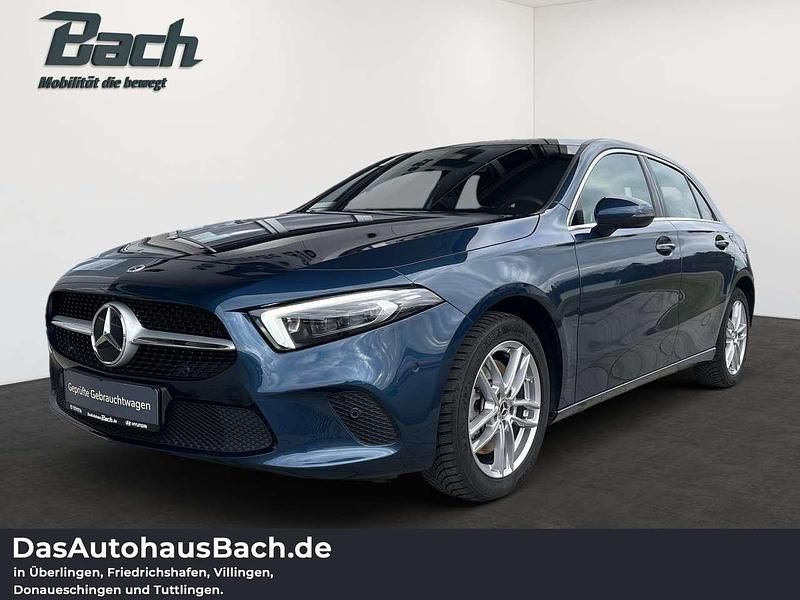 Gebraucht Mercedes A250 Progressive 218 PS (160 kW) 2021 Blau Limousine