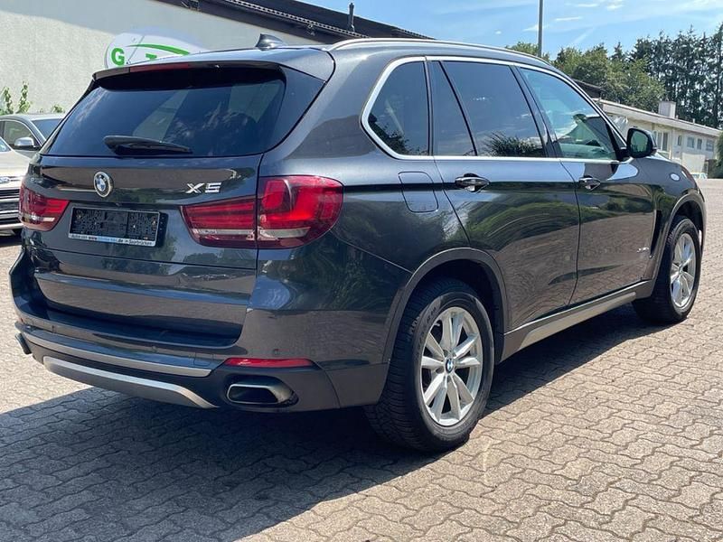 Gebraucht BMW X5 211 PS (155 kW) 2016 Grau SUV