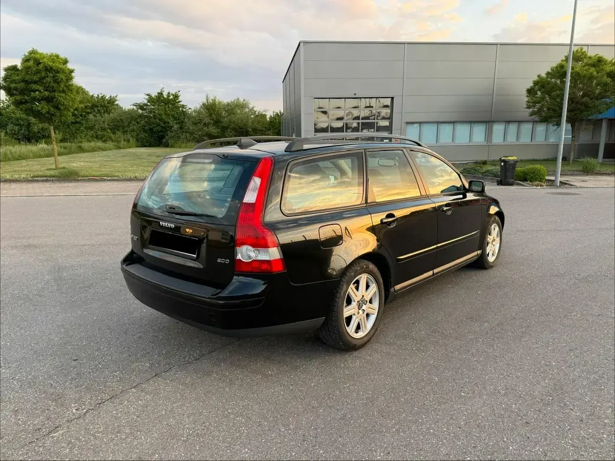 Gebraucht Volvo V50 136 PS (100 kW) 2005 Schwarz Kombi