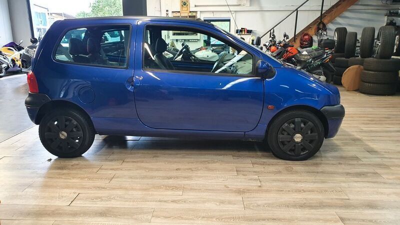 Second-hand Renault Twingo 58 CP (42 kW) 2001 Mov Hatchback