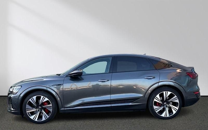 Gebraucht Audi Q8 Sportback e-tron S-Line 300 kW (408 PS) 2023 Daytonagrau perleffekt SUV