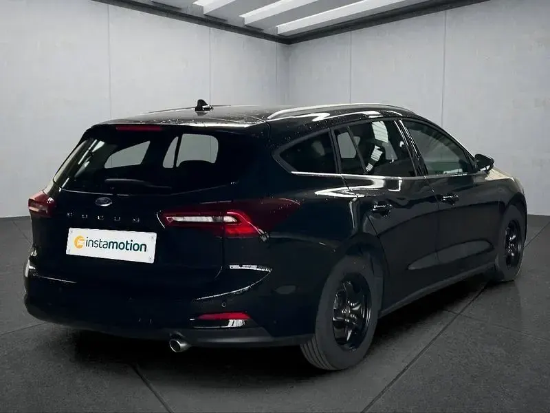 Neu Ford Focus Titanium 155 PS (114 kW) 2025 Schwarz Kombi