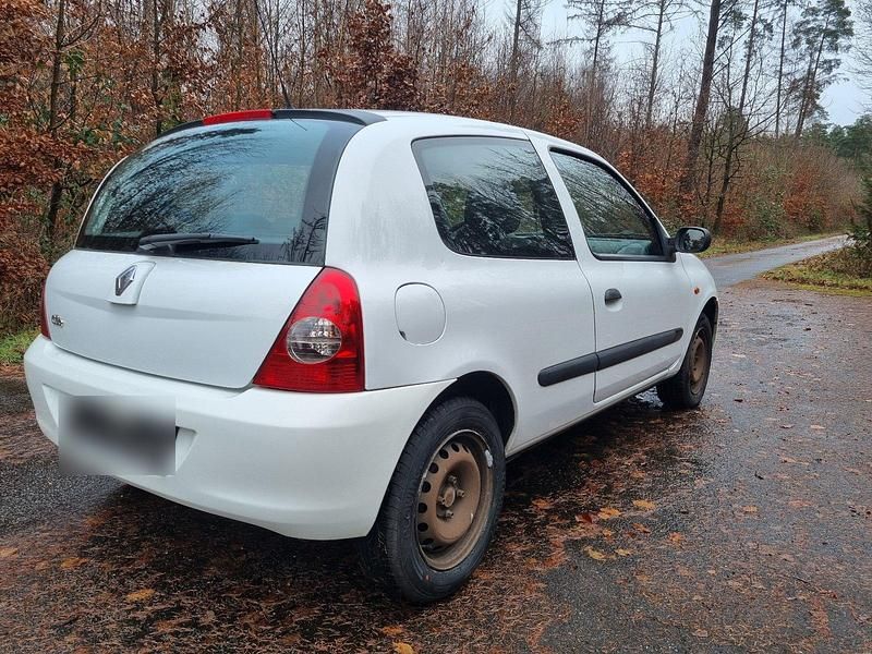Gebraucht Renault Clio II 75 PS (55 kW) 2009 Weiß Kleinwagen