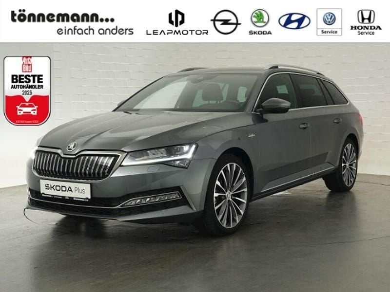 Graphite grau Gebraucht 2023 Skoda Superb LAURIN & KLEMENT Kombi | 34.824 € (Guter Preis) - Bild 1/3