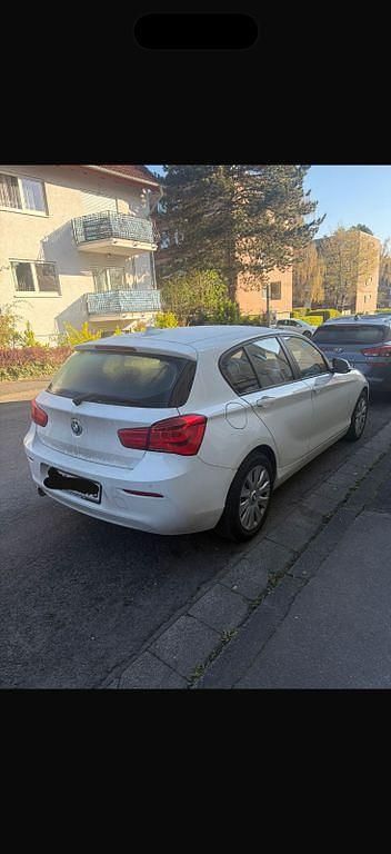 Gebraucht BMW 116 116 PS (85 kW) 2018 Weiß Kleinwagen