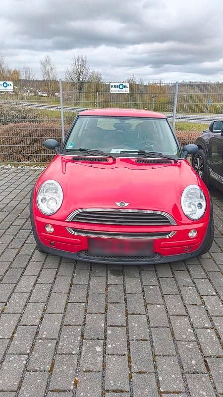 Usado Mini ONE 90 HP (66 kW) 2002 Vermelho Citadino