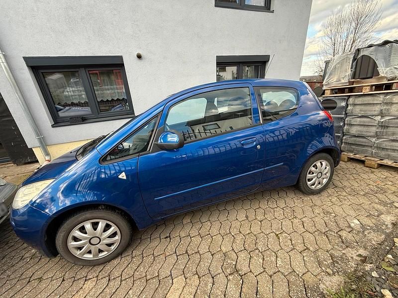 Gebraucht Mitsubishi Colt Motion 75 PS (55 kW) 2006 Blau Kleinwagen
