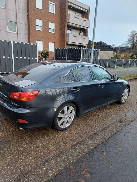 Gebraucht Lexus IS220 177 PS (130 kW) 2008 Grau Limousine