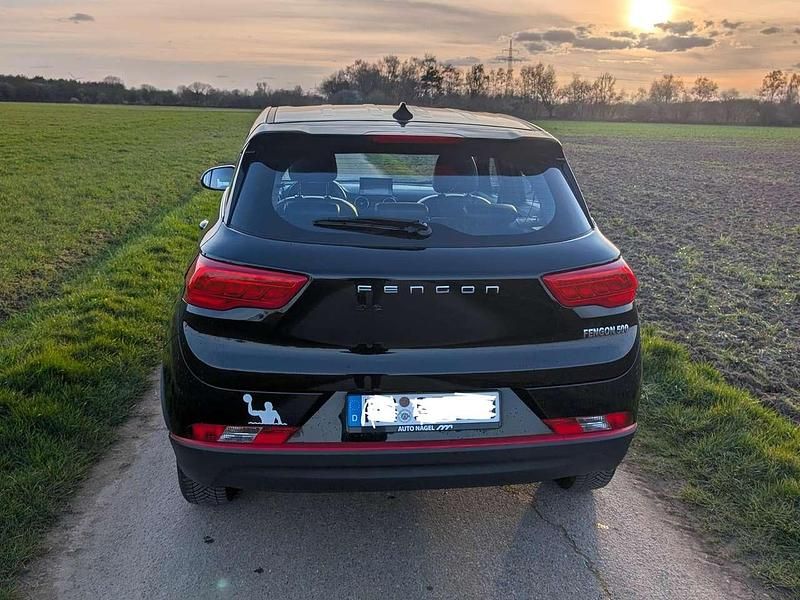 Gebraucht DFSK Fengon 106 PS (77 kW) 2022 Schwarz SUV