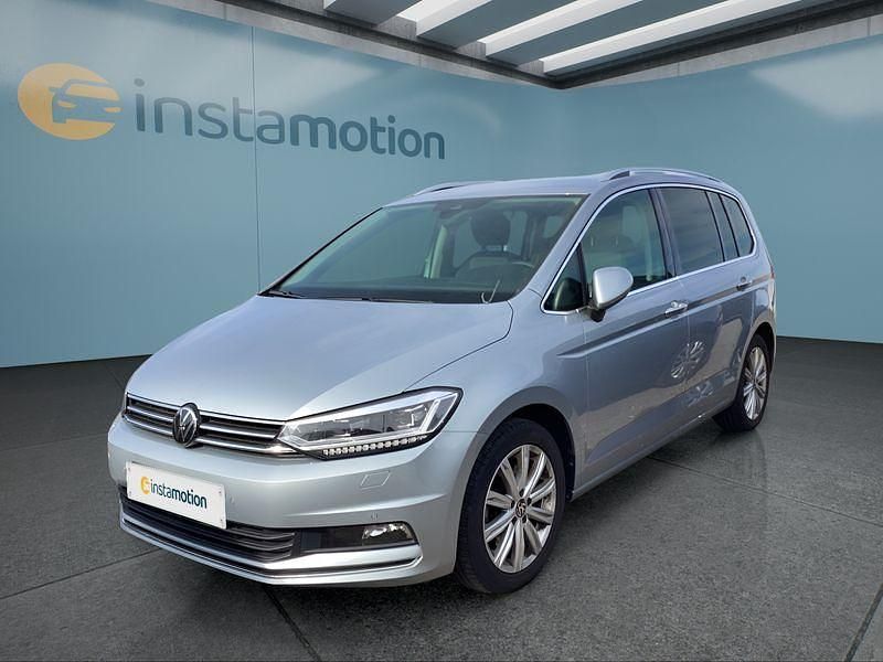 Silber Gebraucht 2024 VW Touran Van / Kleinbus | 32.199 € (Fairer Preis) - Bild 1/4