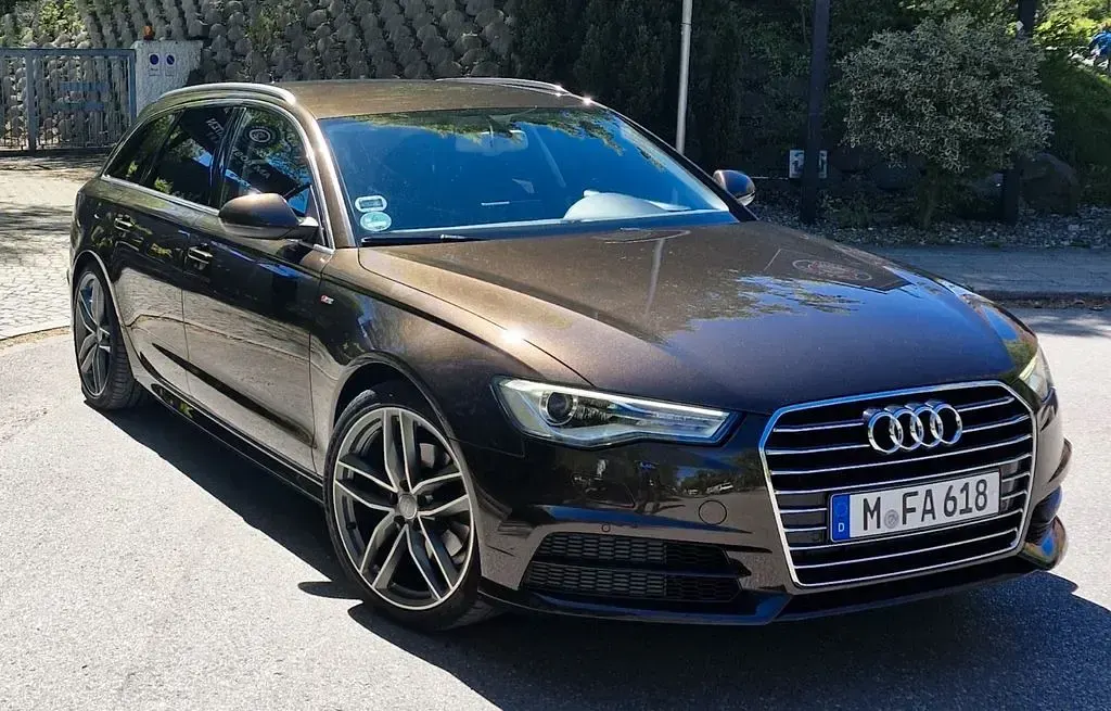 Gebraucht Audi A6 Performance 190 PS (139 kW) 2017 Braun Kombi