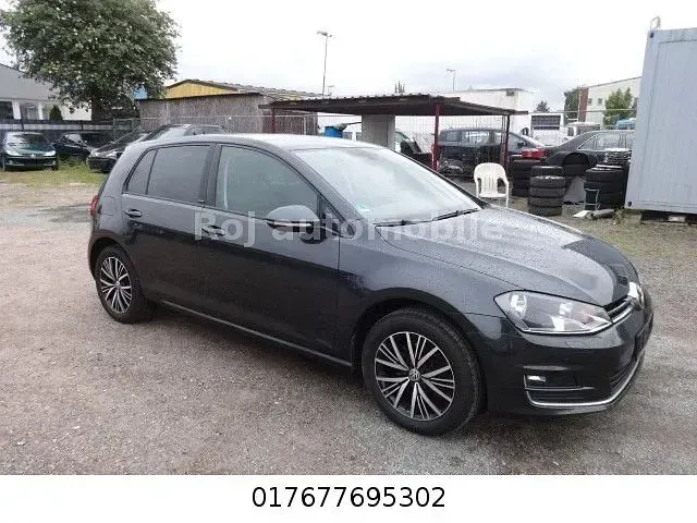 Gebraucht VW Golf VII Allstar 110 PS (80 kW) 2016 Grau Limousine