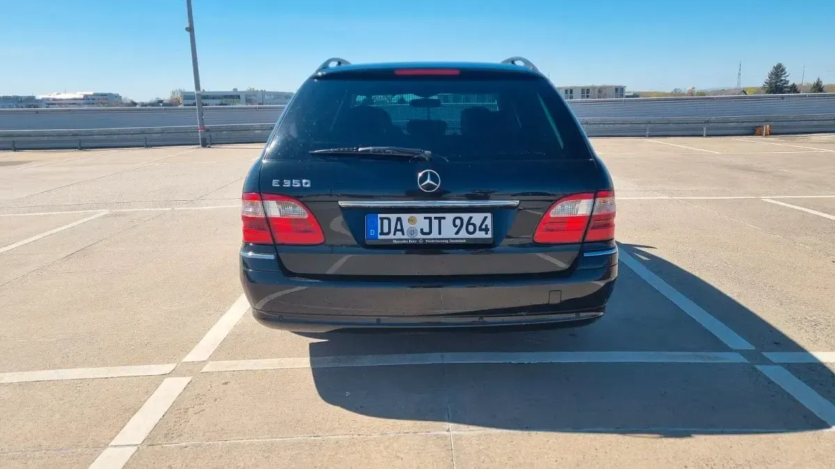 Usata Mercedes E350 Avantgarde 272 CV (200 kW) 2005 Nero Station wagon