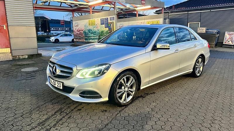 Gebraucht Mercedes E350 Avantgarde 258 PS (189 kW) 2014 Silber Limousine