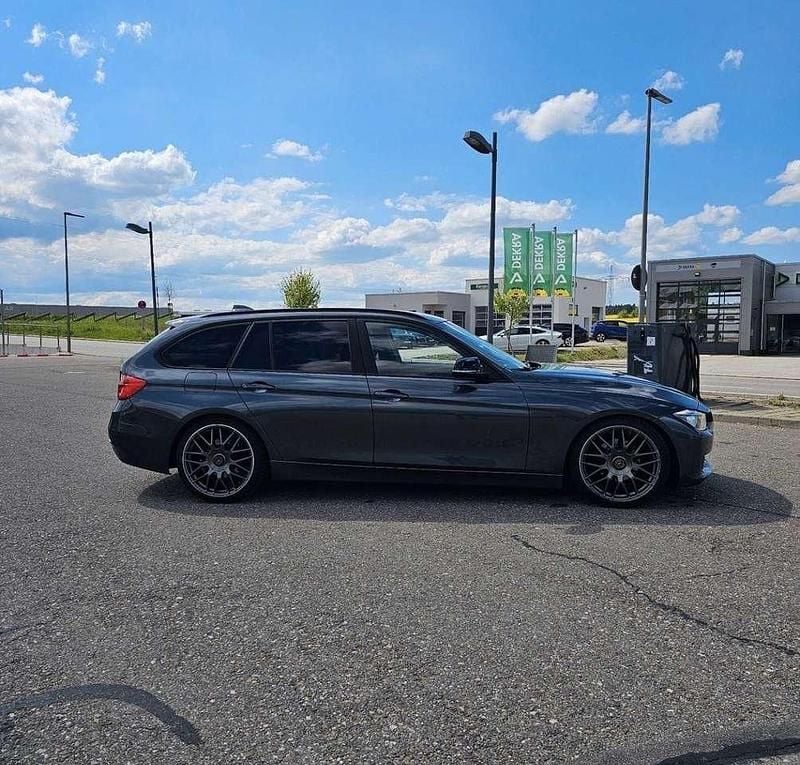 Gebraucht BMW 318 143 PS (105 kW) 2014 Kombi