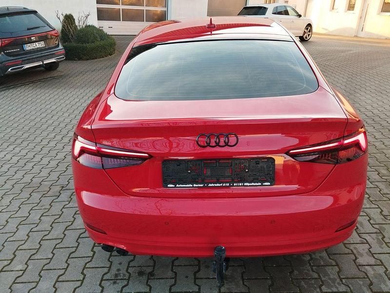 Gebraucht Audi A5 Sportback Sport 190 PS (139 kW) 2020 Rot Kleinwagen