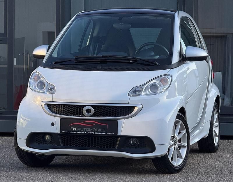 Weiß Gebraucht 2014 Smart ForTwo Coupé Coupé | 6.990 € (Fairer Preis) - Bild 1/4