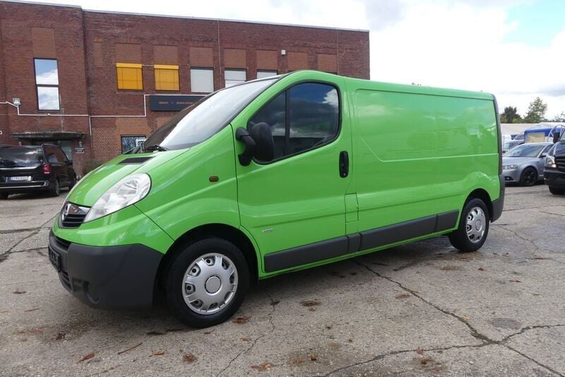 Steuerung sonderfarbe Gebraucht 2008 Opel Vivaro Van | 9.950 € - Bild 1/4