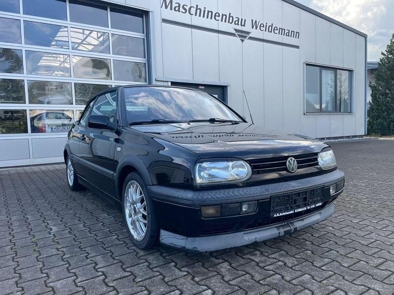 Gebraucht VW Golf Cabriolet 90 PS (66 kW) 1998 Schwarz Cabrio