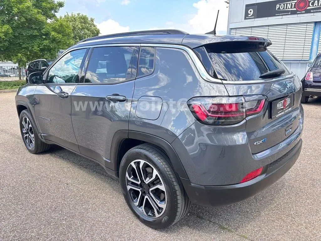 Gebraucht Jeep Compass Limited 241 PS (177 kW) 2022 (graphite grey SUV
