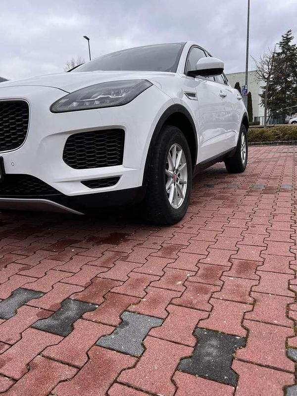 Second-hand Jaguar E-Pace R-Dynamic 150 CP (110 kW) 2018 Alb SUV