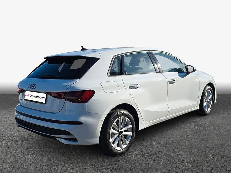 Neu Audi A3 Ambiente 116 PS (85 kW) 2025 Arkonaweiß Limousine