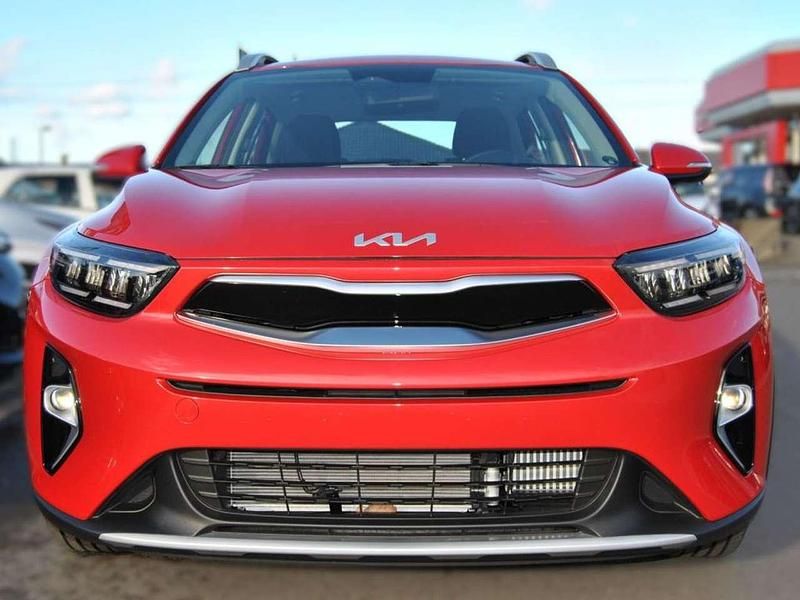 Gebraucht Kia Stonic Vision 101 PS (74 kW) 2025 Rot SUV