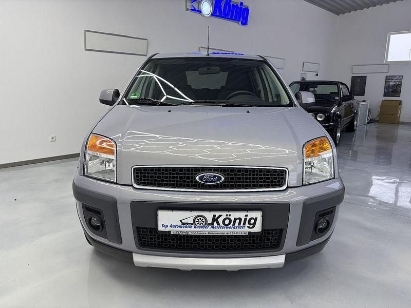 Gebraucht Ford Fusion Trend 101 PS (74 kW) 2011 Silber Kleinwagen