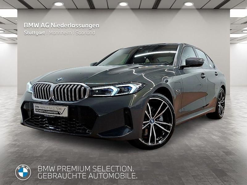 Grau Gebraucht 2023 BMW 330e M Sport Limousine | 39.690 € (Fairer Preis) - Bild 1/4