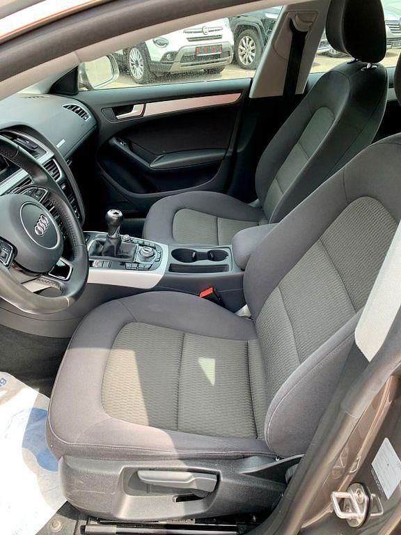 Gebraucht Audi A5 Sportback Performance 150 PS (110 kW) 2015 Grau Kleinwagen