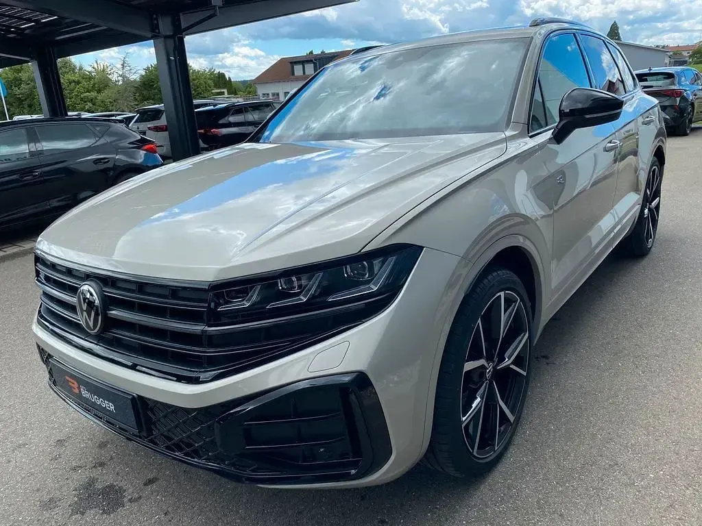 Neu VW Touareg Edition 286 PS (210 kW) 2026 Sechura beige metallic SUV
